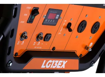 GENERADOR LUSQTOFF NAFTERO 220V-50HZ. 5 KVA.  ARRANQUE ELECTRICO C/BOT. MOTOR 4T