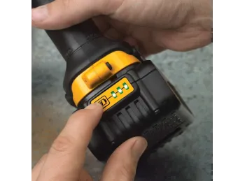 BATERIA DEWALT DE 20V LI-ION XR 3.0 Ah CARGA 3AMP/HORA